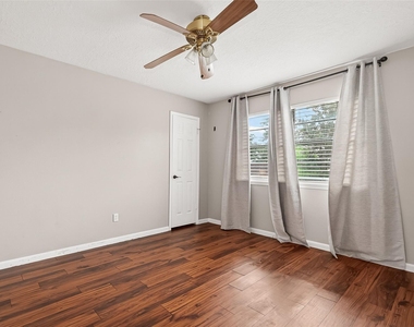 20211 Salzburg Lane - Photo Thumbnail 33