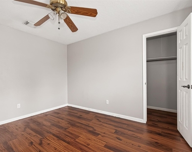 20211 Salzburg Lane - Photo Thumbnail 34