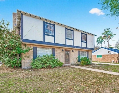 20211 Salzburg Lane - Photo Thumbnail 3