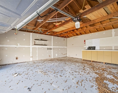 20211 Salzburg Lane - Photo Thumbnail 47