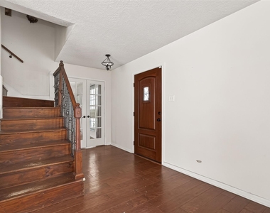 20211 Salzburg Lane - Photo Thumbnail 4