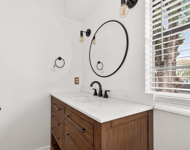 20211 Salzburg Lane - Photo Thumbnail 39