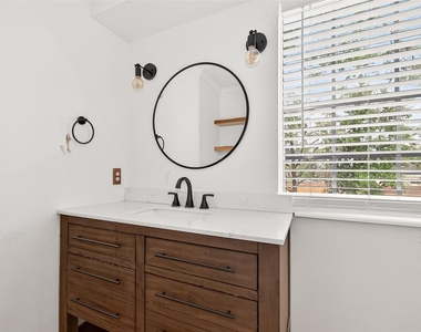 20211 Salzburg Lane - Photo Thumbnail 41