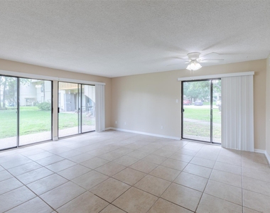 15919 Golf Club Drive - Photo Thumbnail 18