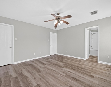 22851 Twisting Pine Drive - Photo Thumbnail 25