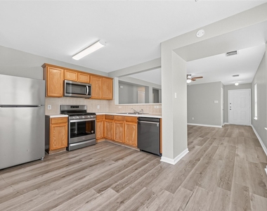 22851 Twisting Pine Drive - Photo Thumbnail 11