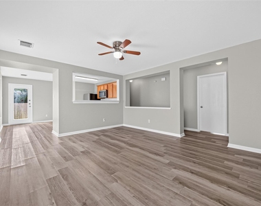 22851 Twisting Pine Drive - Photo Thumbnail 6
