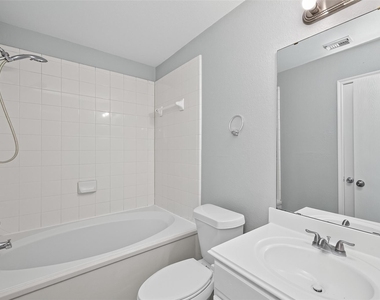 22851 Twisting Pine Drive - Photo Thumbnail 28