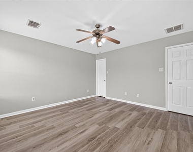22851 Twisting Pine Drive - Photo Thumbnail 26