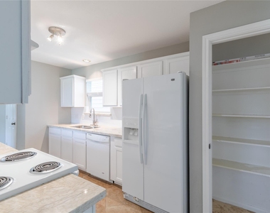 1118 Wilson Street - Photo Thumbnail 12
