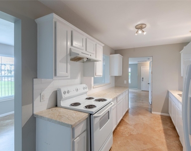 1118 Wilson Street - Photo Thumbnail 9