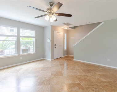 1118 Wilson Street - Photo Thumbnail 16