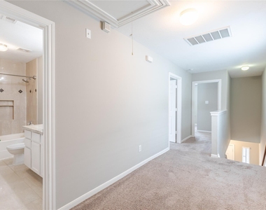 1118 Wilson Street - Photo Thumbnail 22