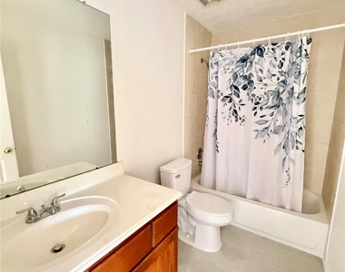 12502 Venus Park Ln - Photo Thumbnail 12