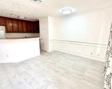 12502 Venus Park Ln - Photo Thumbnail 1