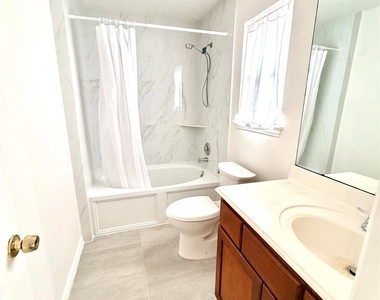 12502 Venus Park Ln - Photo Thumbnail 6