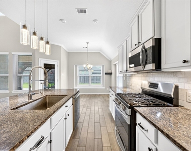 20126 Matador Ridge Dr - Photo Thumbnail 12