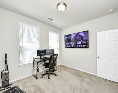 3402 Avondale View Drive - Photo Thumbnail 25