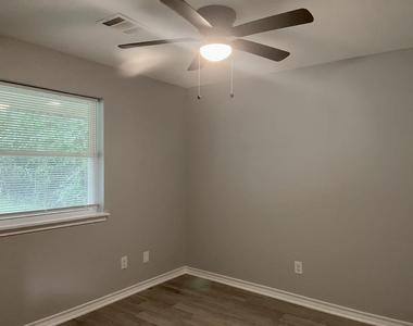 9898 Arbor Oak - Photo Thumbnail 5