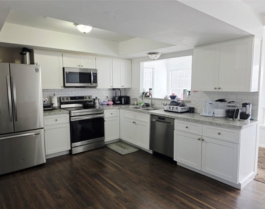 16723 Running Quail Court - Photo Thumbnail 2