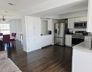 16723 Running Quail Court - Photo Thumbnail 1
