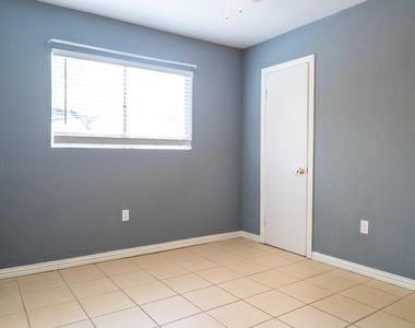 12803 Segrest Drive - Photo Thumbnail 20