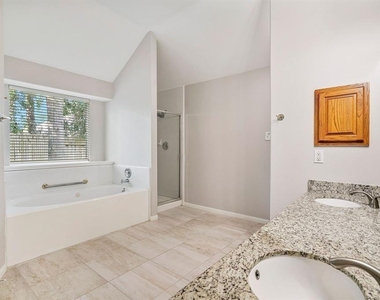 1319 Castlemist Drive - Photo Thumbnail 18