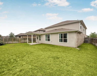 5806 Aurora Greens Lane - Photo Thumbnail 47