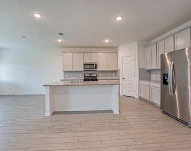 5806 Aurora Greens Lane - Photo Thumbnail 17