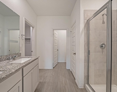 5806 Aurora Greens Lane - Photo Thumbnail 41