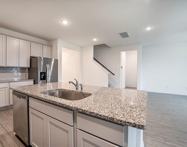 5806 Aurora Greens Lane - Photo Thumbnail 16