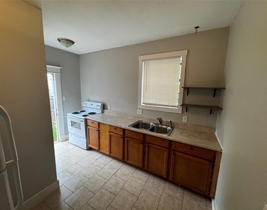 4510 La Branch Street - Photo Thumbnail 2