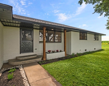 2606 Long Lane - Photo Thumbnail 1