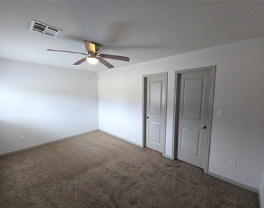 626 Magnolia Bend - Photo Thumbnail 3