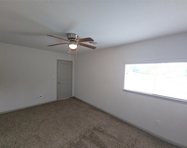 626 Magnolia Bend - Photo Thumbnail 4