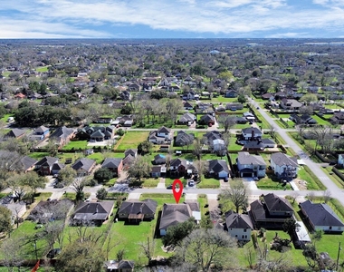 8105 Lanham Lane - Photo Thumbnail 35