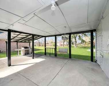 8105 Lanham Lane - Photo Thumbnail 30