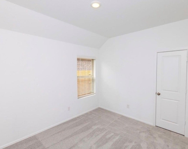 7907 Elk Grove Lane - Photo Thumbnail 14