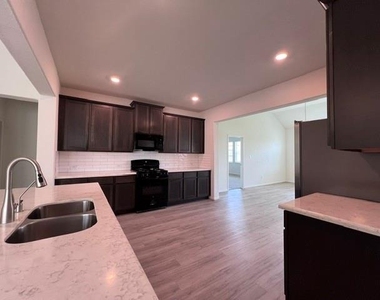 14147 Little River Drive - Photo Thumbnail 5