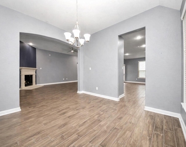 24523 Eucalyptus Way - Photo Thumbnail 16