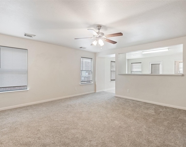 29522 Legends Stone Drive - Photo Thumbnail 3