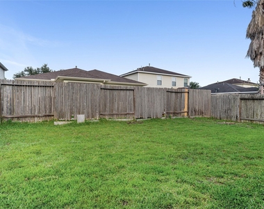 29522 Legends Stone Drive - Photo Thumbnail 16
