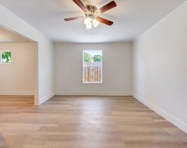 4735 Marietta Lane - Photo Thumbnail 24