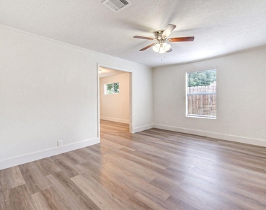 4735 Marietta Lane - Photo Thumbnail 23