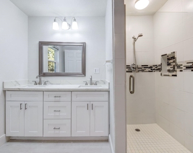 4735 Marietta Lane - Photo Thumbnail 16