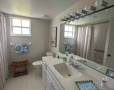 740 Lake Orchid Circle - Photo Thumbnail 14