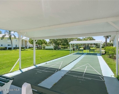 740 Lake Orchid Circle - Photo Thumbnail 23
