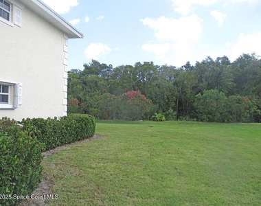 740 Lake Orchid Circle - Photo Thumbnail 7