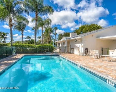 740 Lake Orchid Circle - Photo Thumbnail 2