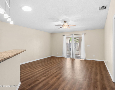 4211 Swanna Drive - Photo Thumbnail 16